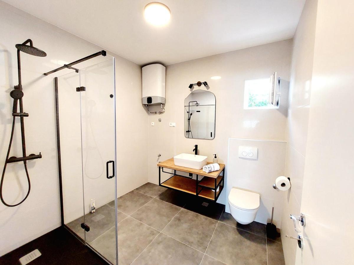 Luxury Sea View Apartment เยเซนิเซ ภายนอก รูปภาพ