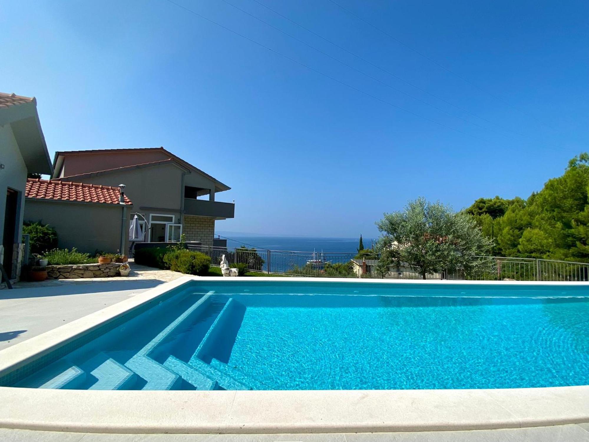 Luxury Sea View Apartment เยเซนิเซ ภายนอก รูปภาพ